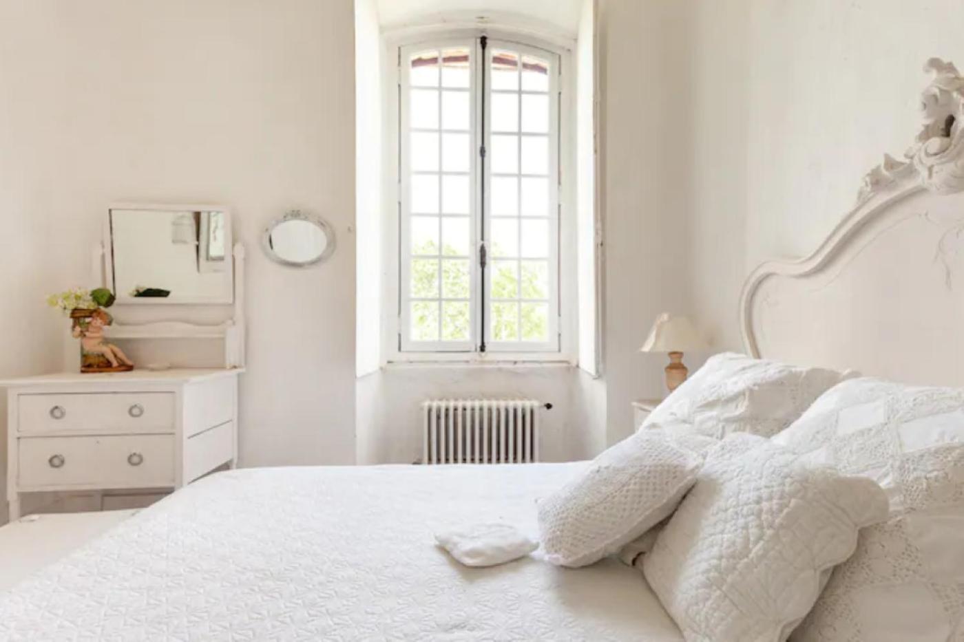 Appartement Spacieux Avec Deux Chambres Au Chateau Valence  Dış mekan fotoğraf