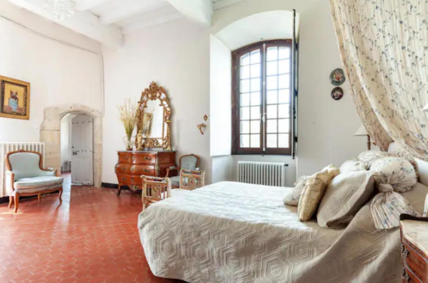 Appartement Spacieux Avec Deux Chambres Au Chateau Valence  Dış mekan fotoğraf