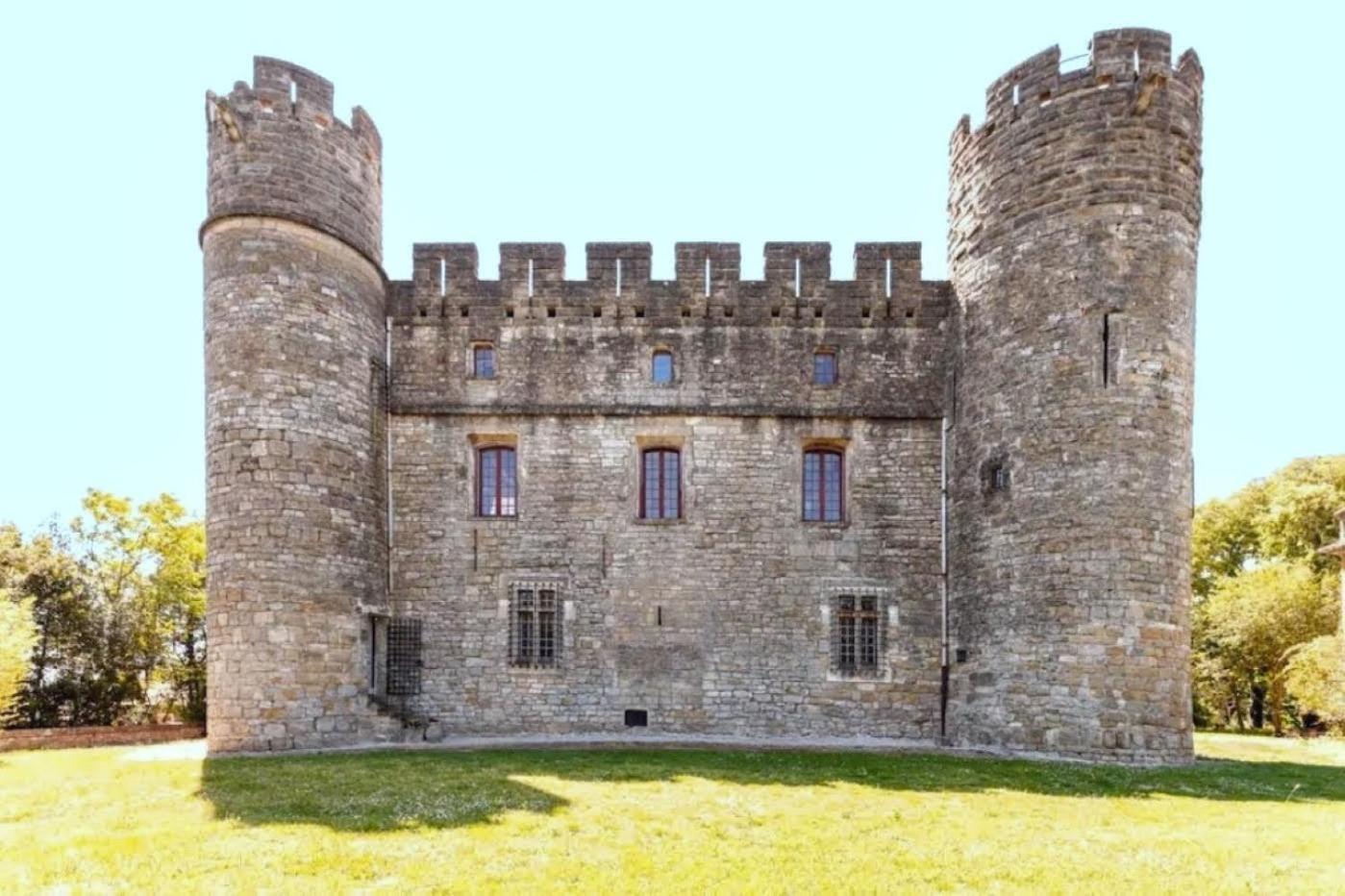 Appartement Spacieux Avec Deux Chambres Au Chateau Valence  Dış mekan fotoğraf
